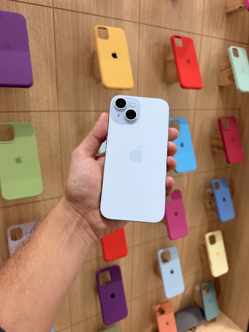iPhone 15