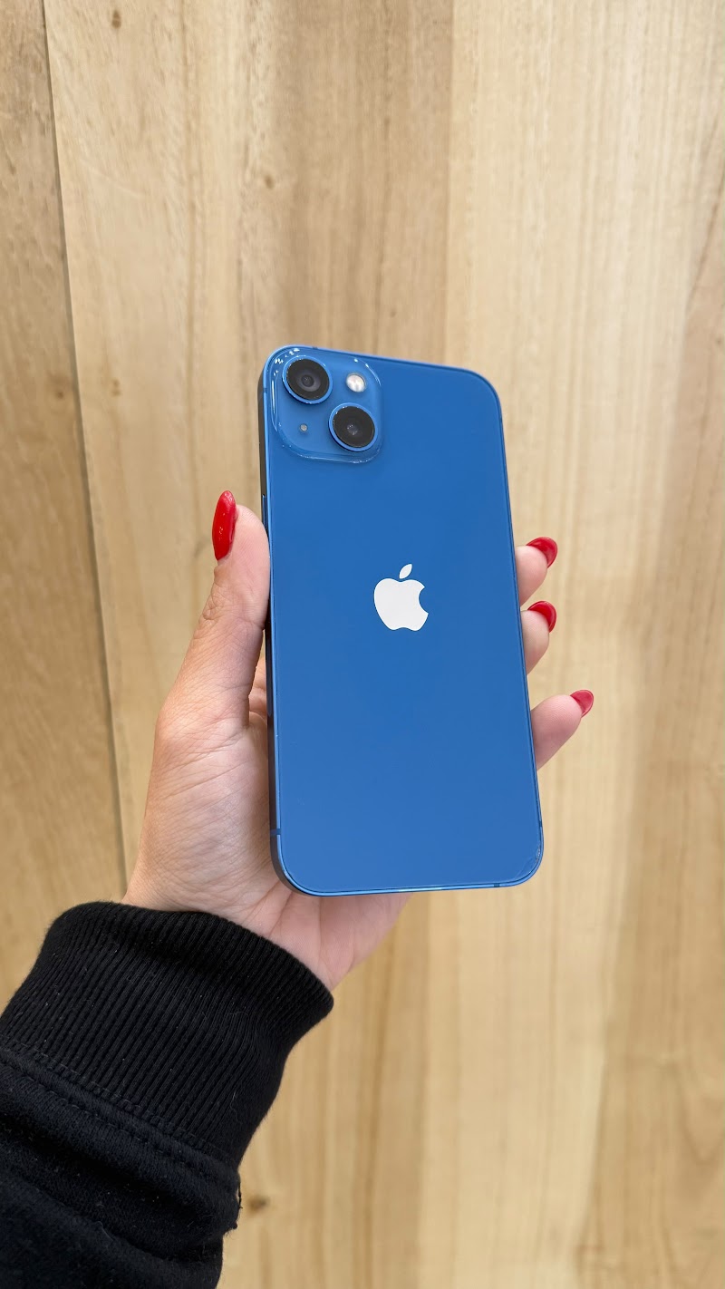 iPhone 13