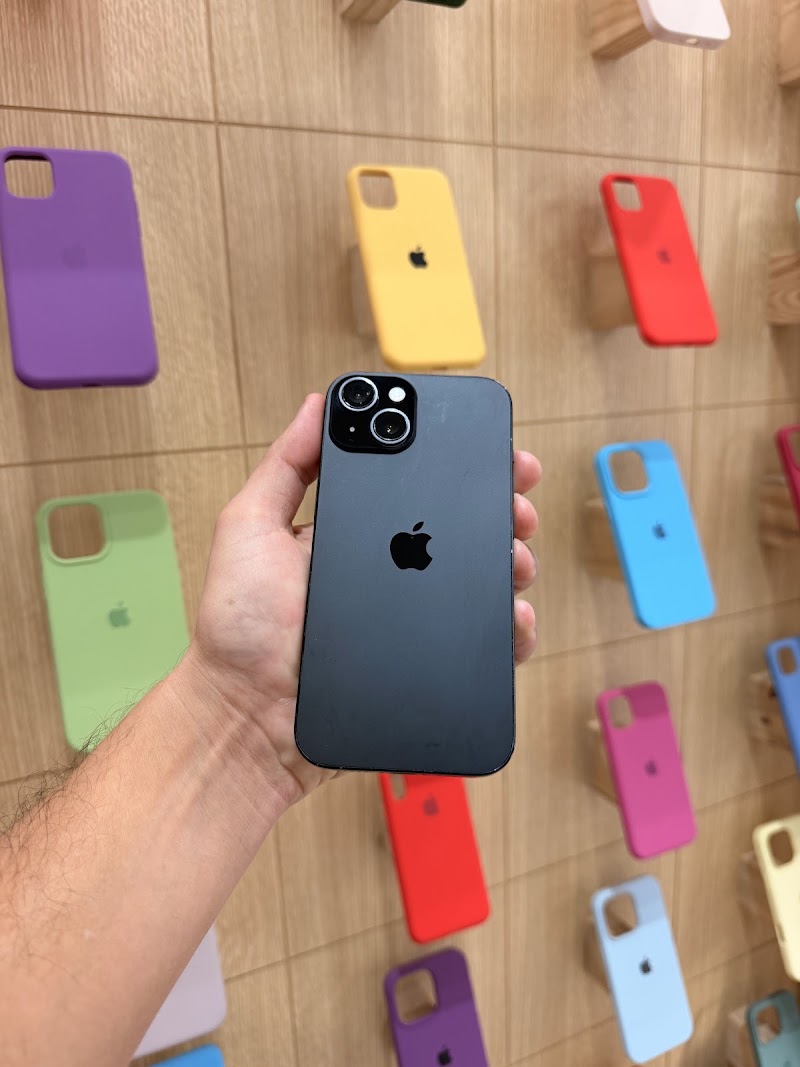 iPhone 15